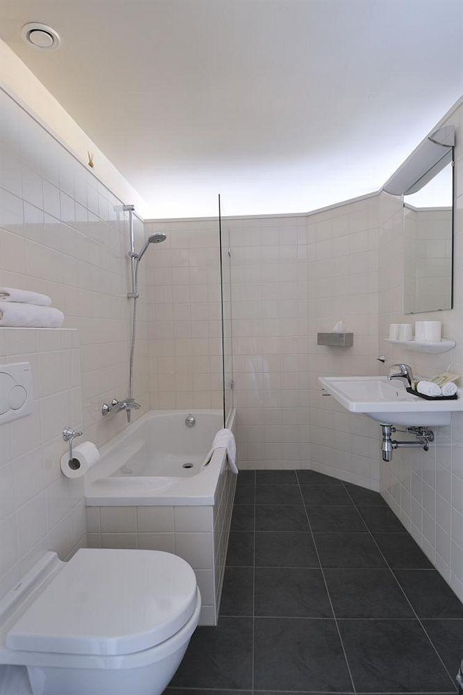 Hotel Het Raedthuys Синт Маартенсдайк Екстериор снимка