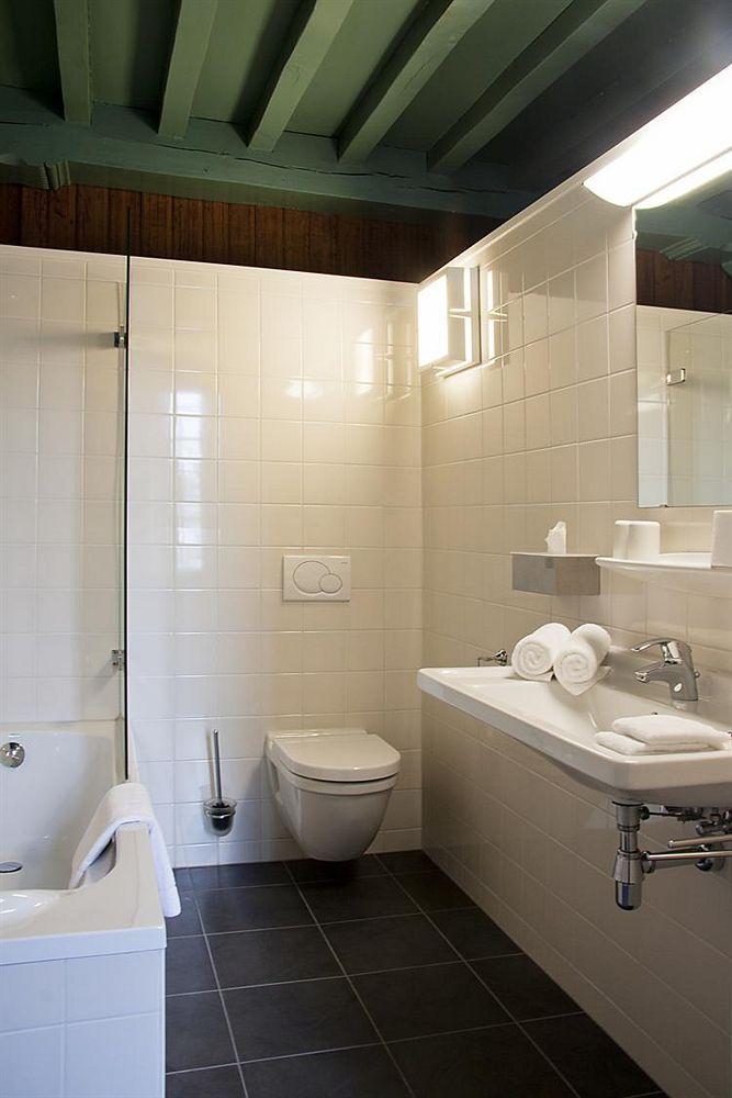 Hotel Het Raedthuys Синт Маартенсдайк Екстериор снимка